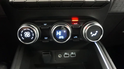 Renault Clio Techno TCe 90 (67kw)