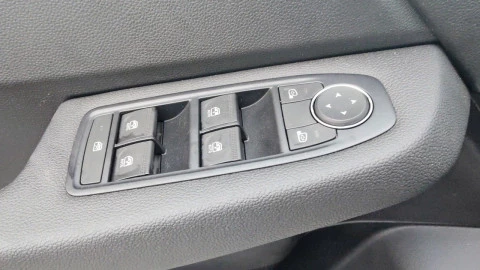 Renault Clio Evolution full hybrid E-Tech 145 (103Kw)