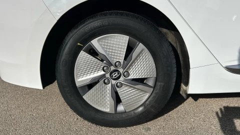 Hyundai IONIQ 1.6 GDI HEV Klass DCT