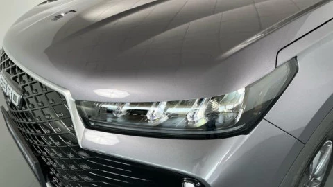 EBRO S400 1.5 DHE HEV Excellence CVT