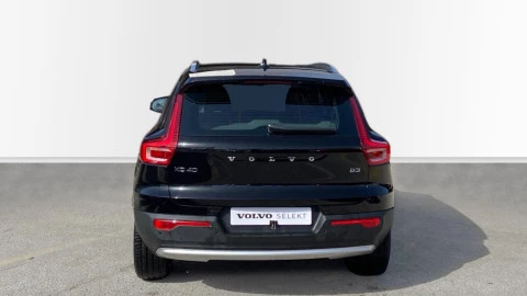 Volvo XC40 2.0 B3 G Core Auto