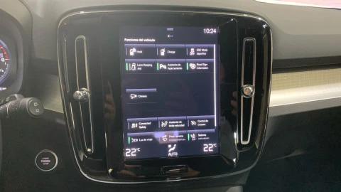 Volvo XC40 1.5 T4 Recharge PHEV Core Auto