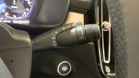 Volvo XC40 1.5 T4 Recharge PHEV Core Auto