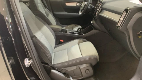 Volvo XC40 1.5 T4 Recharge PHEV Core Auto