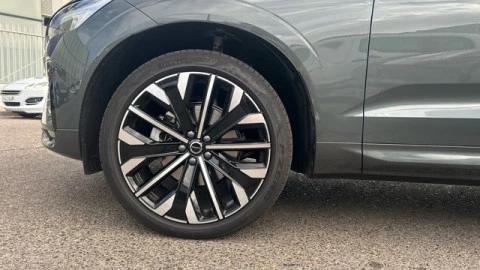 Volvo XC60 B5 G MHEV Ultra Dark AWD Auto 184 kW (250 CV)