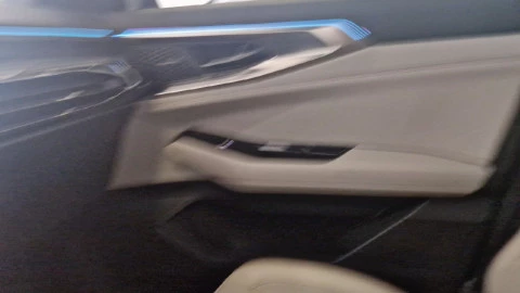 Renault Espace Iconic E-Tech full hybrid 146kW