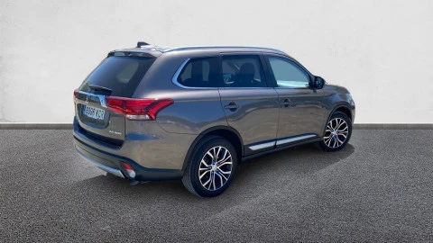 Mitsubishi Outlander 200 MPI Motion CVT 2WD 5 Plazas