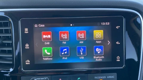 Mitsubishi Outlander 200 MPI Motion CVT 2WD 5 Plazas