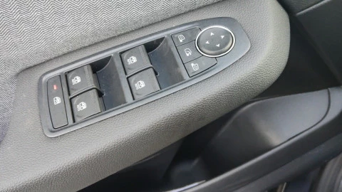 Renault Clio Techno full hybrid E-Tech 145 (103Kw)