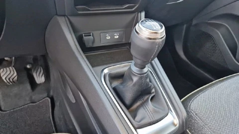 Renault Captur techno TCe 85kW (115CV)