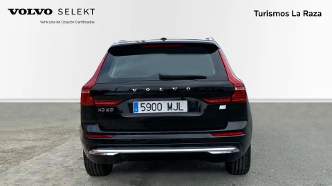 Volvo XC60 2.0 T6 AWD Recharge Core Auto