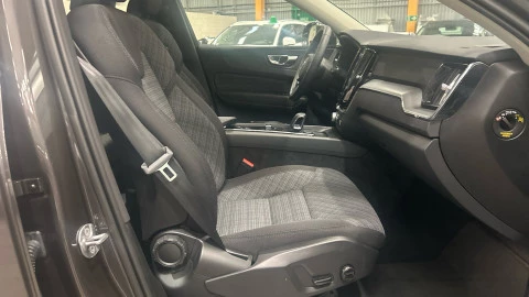 Volvo XC60 T6 Recharge Core AWD Auto 257 kW (350 CV)