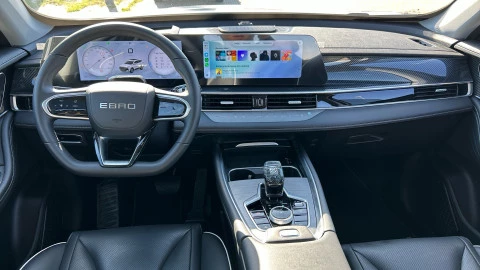 EBRO S700 1.6 TGDI Luxury 7 DCT