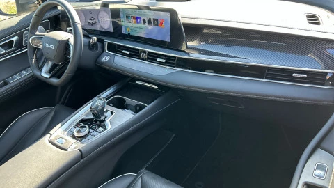 EBRO S700 1.6 TGDI Luxury 7 DCT