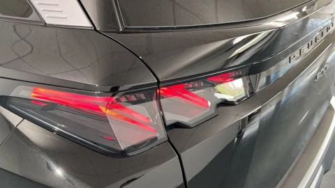 Peugeot 5008 Hybrid 1.2 107KW GT eDCS6