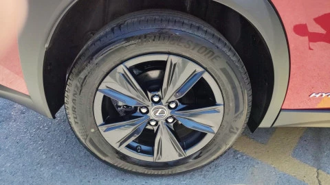 Lexus UX 2.0 250h Executive