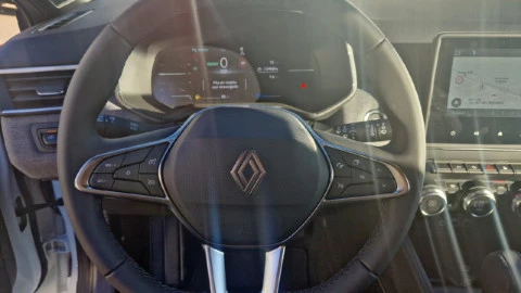 Renault Clio Techno full hybrid E-Tech 145 (103Kw)