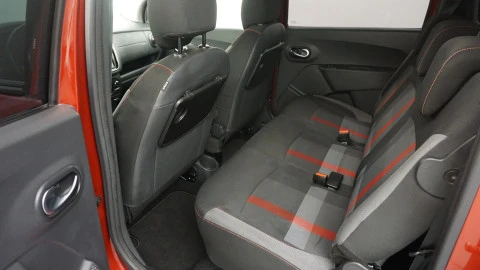 Dacia Lodgy LODGY TCE GPF SERIE LIMITADA XPLORE 5PL. 96KW 5P