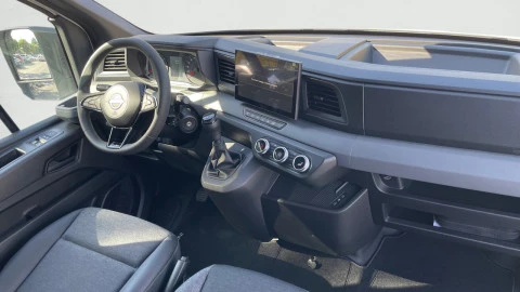 Nissan Interstar Furgón L2H2 3,5T 110kW FWD Acenta