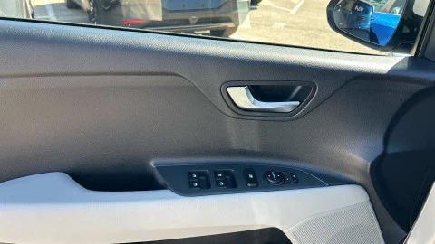 Kia Stonic 1.0 T-GDi 74kW MHEV MT Style Edition