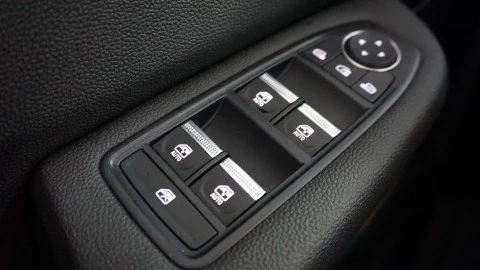 Renault Clio Zen TCe 67 kW (91CV)