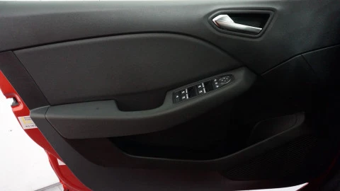 Renault Clio Zen TCe 67 kW (91CV)