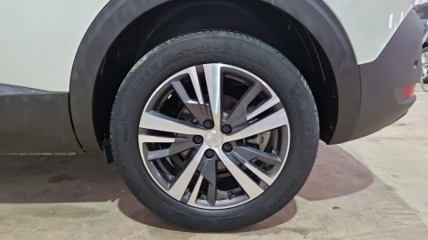 Peugeot 5008 1.2 PureTech 96KW S&S Allure EAT8