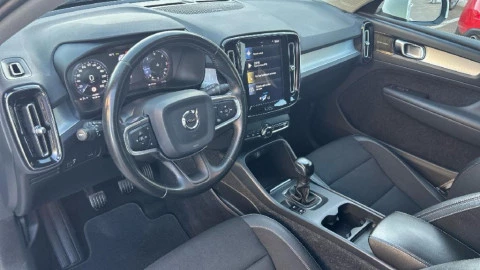 Volvo XC40 2.0 D3 Momentum