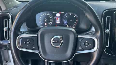 Volvo XC40 2.0 D3 Momentum