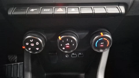 Renault Clio Evolution TCe 90 (67kw)