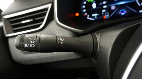 Renault Clio Techno TCe 90 (67kw)