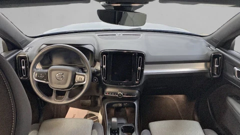 Volvo XC40 2.0 B3 G Core Auto