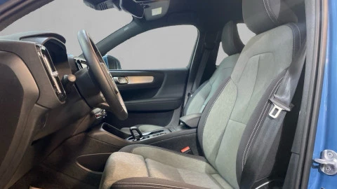 Volvo XC40 2.0 B3 G Core Auto