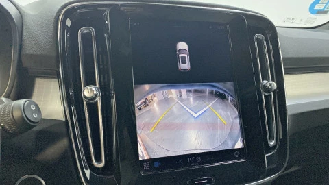 Volvo XC40 2.0 B3 G Core Auto