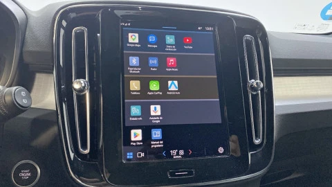Volvo XC40 2.0 B3 G Core Auto