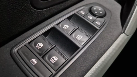 Dacia Duster Extreme TCE 96kW 48v (130CV) 4X2