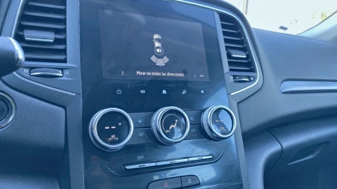 Renault Clio Intens Blue dCi 74kW (100CV)