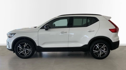 Volvo XC40 2.0 B3 G Plus Dark Auto