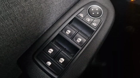 Renault Clio techno Eco-G 100cv (74kW)