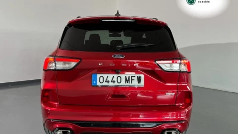 Ford Kuga ST-Line 2.5 Duratec FHEV 140kW Auto