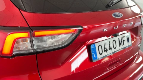 Ford Kuga ST-Line 2.5 Duratec FHEV 140kW Auto
