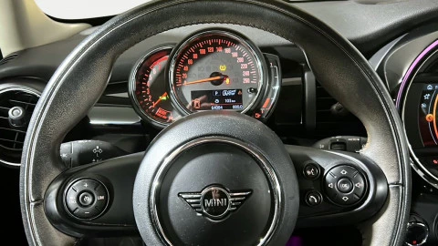 MINI COOPER 5 PUERTAS