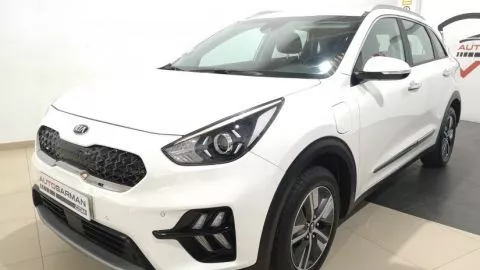 Kia Niro 1.6 GDi HEV 104kW (141CV) Drive