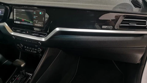 Kia Niro 1.6 GDi HEV 104kW (141CV) Drive