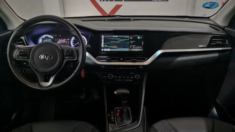 Kia Niro 1.6 GDi HEV 104kW (141CV) Drive