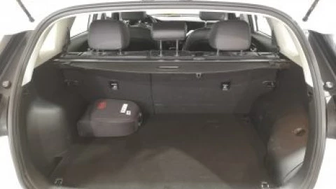 Kia Niro 1.6 GDi HEV 104kW (141CV) Drive