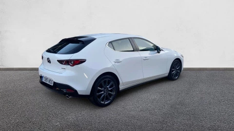 Mazda3 2.5L E-SKY G MHEV 103kW Centre-line