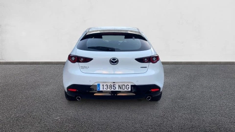 Mazda3 2.5L E-SKY G MHEV 103kW Centre-line