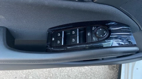 Mazda3 2.5L E-SKY G MHEV 103kW Centre-line