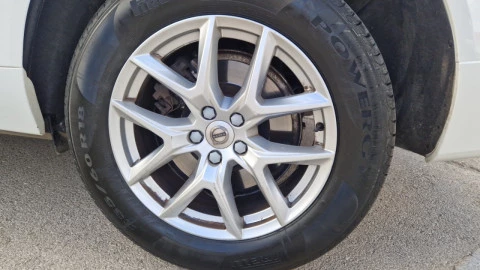 Volvo XC60 2.0 B4 D AWD Momentum Pro Auto